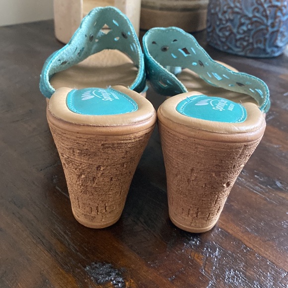 #11 NWOB Spring Step Leather Turquoise Slip Ons - Picture 4 of 6